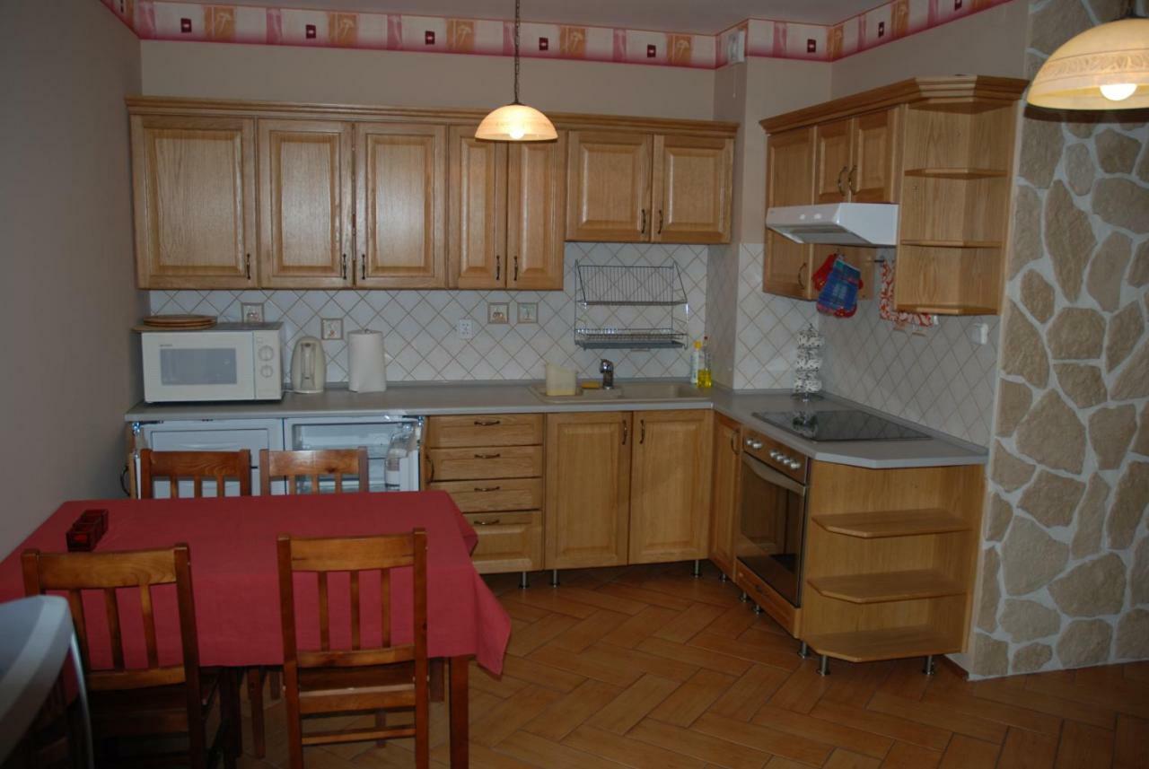 Apartamenty Aga ポビエロボ エクステリア 写真